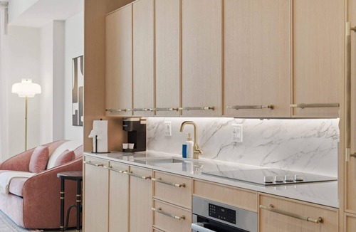 Wynwood Art District Apartment | Stylish Wynwood Apartment with Resort Pool and Gym