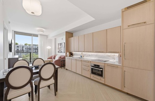 Wynwood Art District Apartment | Stylish Wynwood Apartment with Resort Pool and Gym