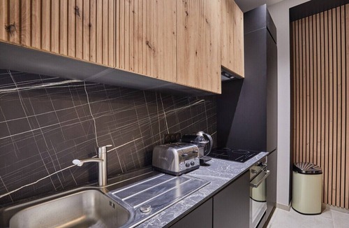 Epinettes Apartment | Sublime 2 bedroom flat Batignolles Montmartre