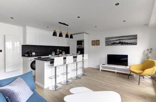 Suresnes Apartment | Suite Dolce Vita - Superbe Appartement