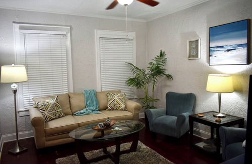 Courier City - Oscawana Apartment | Suite Poseidon - Casablanca of Hyde Park