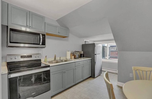 Harrisburg Apartment | Suites on Seneca - Gorgeous One Bedroom Apartment