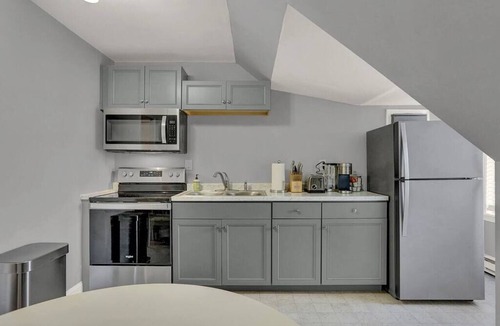 Harrisburg Apartment | Suites on Seneca - Gorgeous One Bedroom Apartment