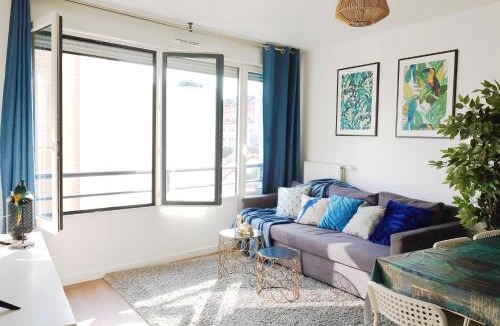 Ivry-port Apartment | Summer in Paris