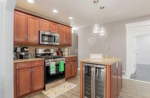 Walker Valley House | Summer Retreat 8BR on 6 Acres of Land