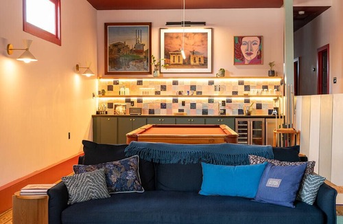 Bywater House | SUMMER SALE! Sleeps 10 This weekend Bl/Sil 15% Gold/Plat 20% OFF .5mi toFR QTR