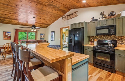 Timberline House | Summerhaven*: 4 BR, 3.5 BA House in Canaan Valley, Sleeps 10