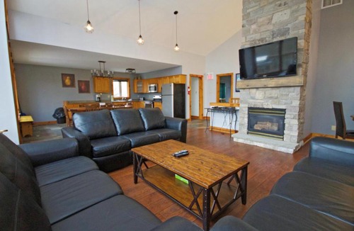 The Blue Mountains Ski Chalet | Summit Ridge 5