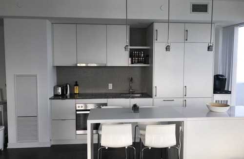 Central Waterfront Condo | [Sun Palace]Luxurious 3BR Suite in Heart of DT with Amazing View