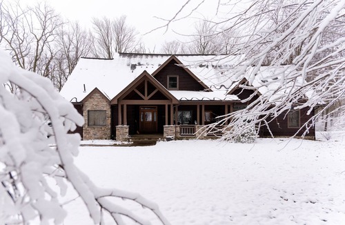Stahlstown House | SUNDANCE, 6 Bedroom Mountain Retreat, Close to Ski Resorts. Relax and Recharge