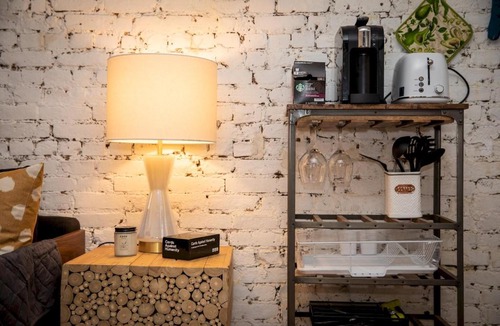 Midtown Apartment | Sunny Fully Furnished Studio in Chelsea