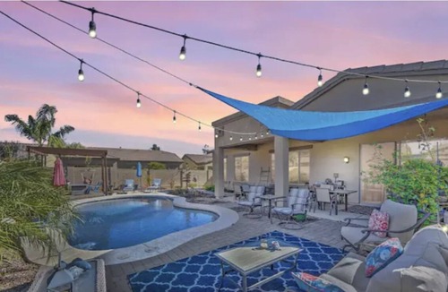 Surprise Farms House | Sunny home with private heated pool, high-speed WiFi, central AC & washer/dryer