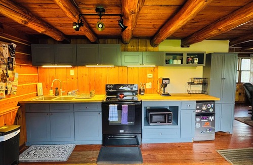 Cohocton Cabin | Sunny Trails Getaway Cabin