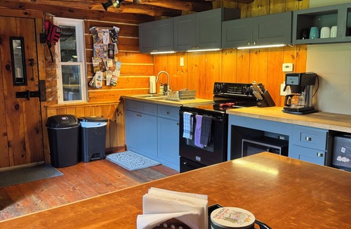 Cohocton Cabin | Sunny Trails Getaway Cabin