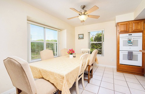 Calulantic House | Sunnyside Up - Pool Home Directly Across from Ocean - 5BR/4BA