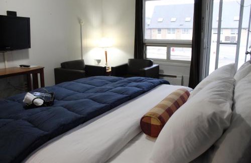 Parry Sound Hotel | Sunrise Inn