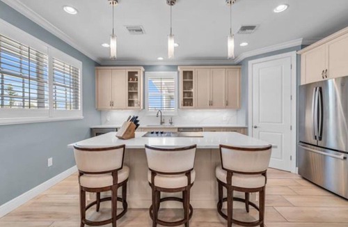 Mid Island House | Sunset Breeze - Luxury Beach Home