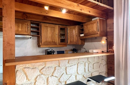 Bagneux Apartment | Sunshine House/with private yard/150m to Metro