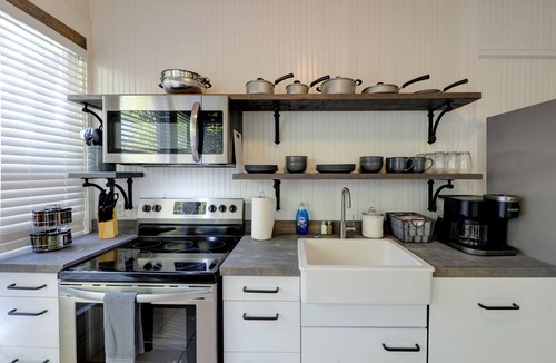 Starkville House | Super Cute Studio - New 2023 Football Rates!