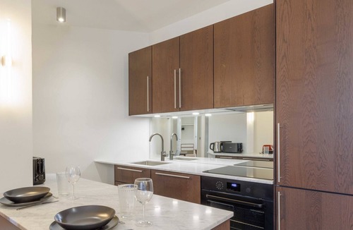 Quartier Saint-Georges Apartment | Superb apartment - Place de Clichy - Mobility lease