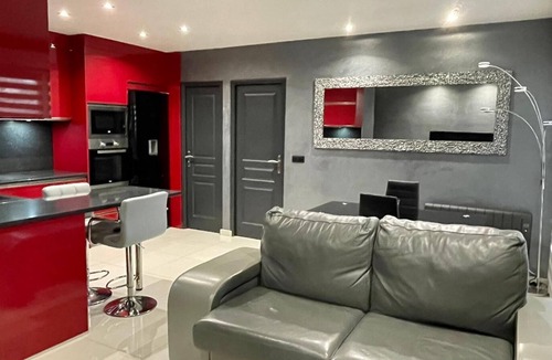 Vaires-sur-Marne Apartment | Superbe F2 Standing en rdc Parking Paris/disney