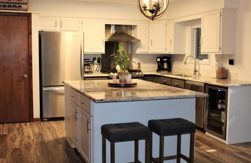 State College House | Superhost: Convenient, 2mi to Stadium