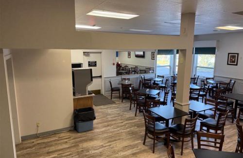 Brockville Hotel | SureStay by Best Western Brockville
