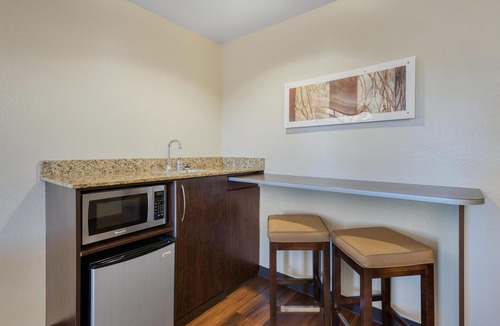 Buckhannon Hotel | SureStay Plus Hotel by Best Western Buckhannon