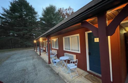Vowinckel Hotel | Sweet Forest Breeze, A Cook Forest Inn