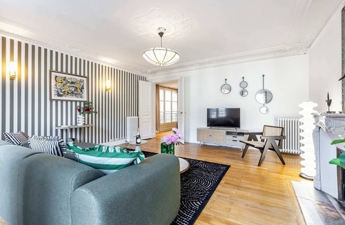 L'Europe Apartment | Sweett | Saint Lazare IV