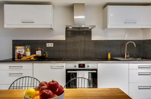Montmartre Apartment | Sweett - Tardieu
