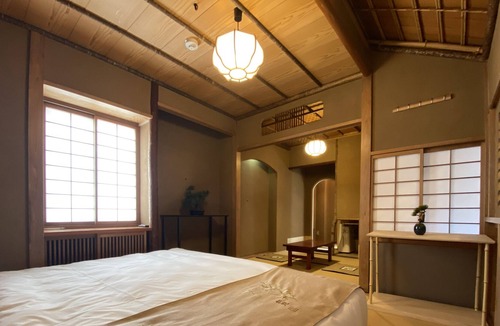 Takadanobaba Apartment | T3 - Extensively renovated by the team of award-winning designer hotel architects to preserve comfort, tradition and safety.