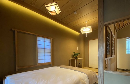 Takadanobaba Apartment | T3 - Extensively renovated by the team of award-winning designer hotel architects to preserve comfort, tradition and safety.
