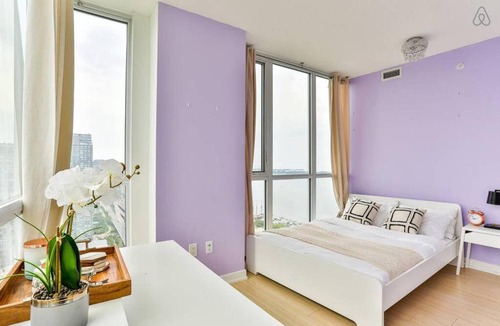 CityPlace Apartment | T305@Cozy lake view 3 Beer Carnival Jazz festival.