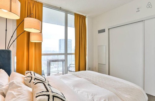 CityPlace Apartment | T305@Cozy lake view 3 Beer Carnival Jazz festival.