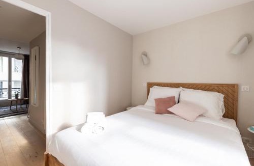 Parc-de-Montsouris Apartment | Take It Easy in This Stylish Architect Flat