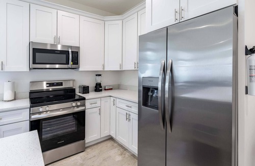 East Tampa House | Tampa 3BR Near Zoo & Cruise Port - Sleeps 8