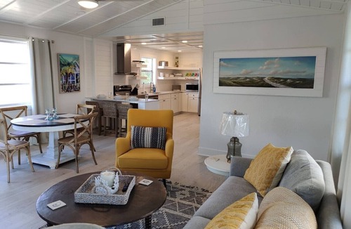 Bokeelia House | Tarpon Tide-Beautiful 2 Bdrm waterfront home