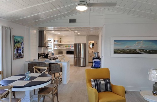 Bokeelia House | Tarpon Tide-Beautiful 2 Bdrm waterfront home