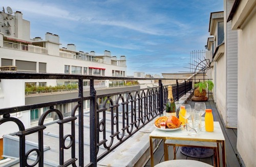 8th Arrondissement Apartment | TBS 104 - Superb flat on Avenue Champs-Elysées