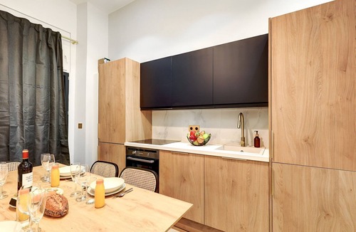 Strasbourg -Saint-Denis Apartment | TBS 175 - Charming apartment in the heart of Paris