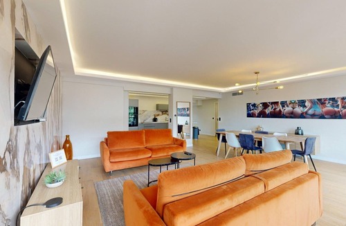 15th Arrondissement Apartment | TBS 56 - Charming spacious apartment in Paris