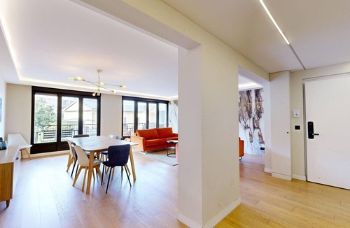 15th Arrondissement Apartment | TBS 56 - Charming spacious apartment in Paris