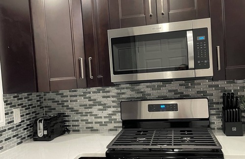 Roosevelt Apartment | Terrific 2-bedroom apartment in Roosevelt with AC, WiFi. Very peaceful & quiet