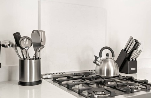 Hyde Park Apartment | The Adaline 5 by Brightwild Classy Hyde Park Apt