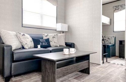 Carden Other | The Balmoral at Duck Lake