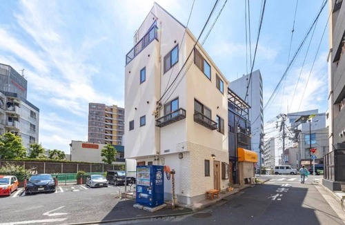 Nakano House | The best Nakano house 3-bedroom bungalow in charming Nakano City with AC