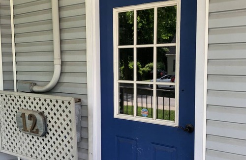 Cambridge Apartment | The Blue Door By The Grand