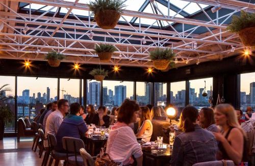 Riverside Hotel | The Broadview Hotel