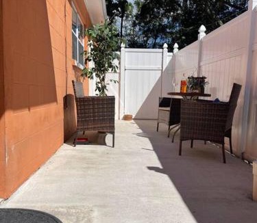 Town N County Park Apartment | The Citrus Guesthouse in Tampa